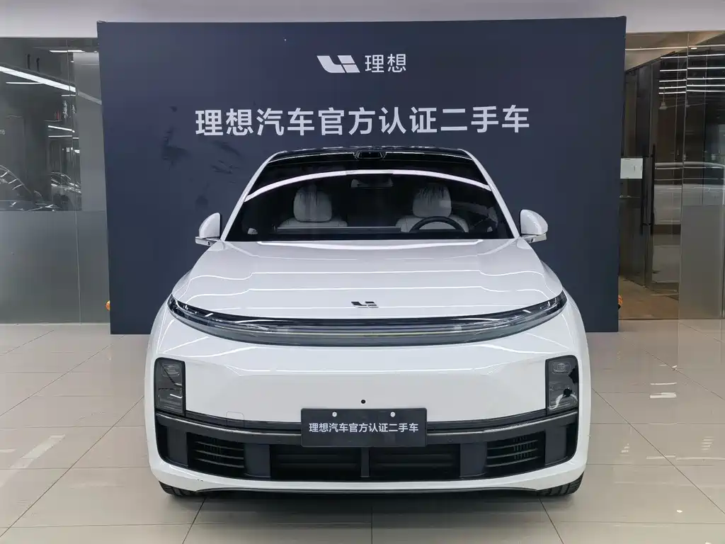 Li Auto Li L7 2025