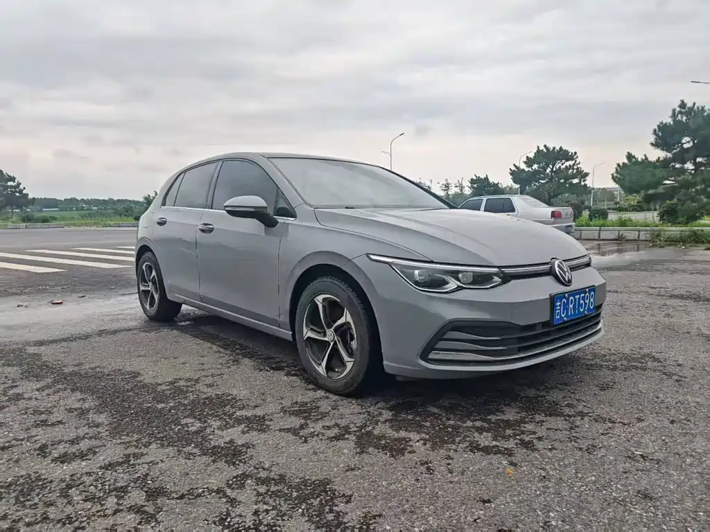 Volkswagen Golf 2022