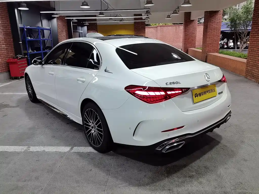Mercedes-Benz C-Class 2023