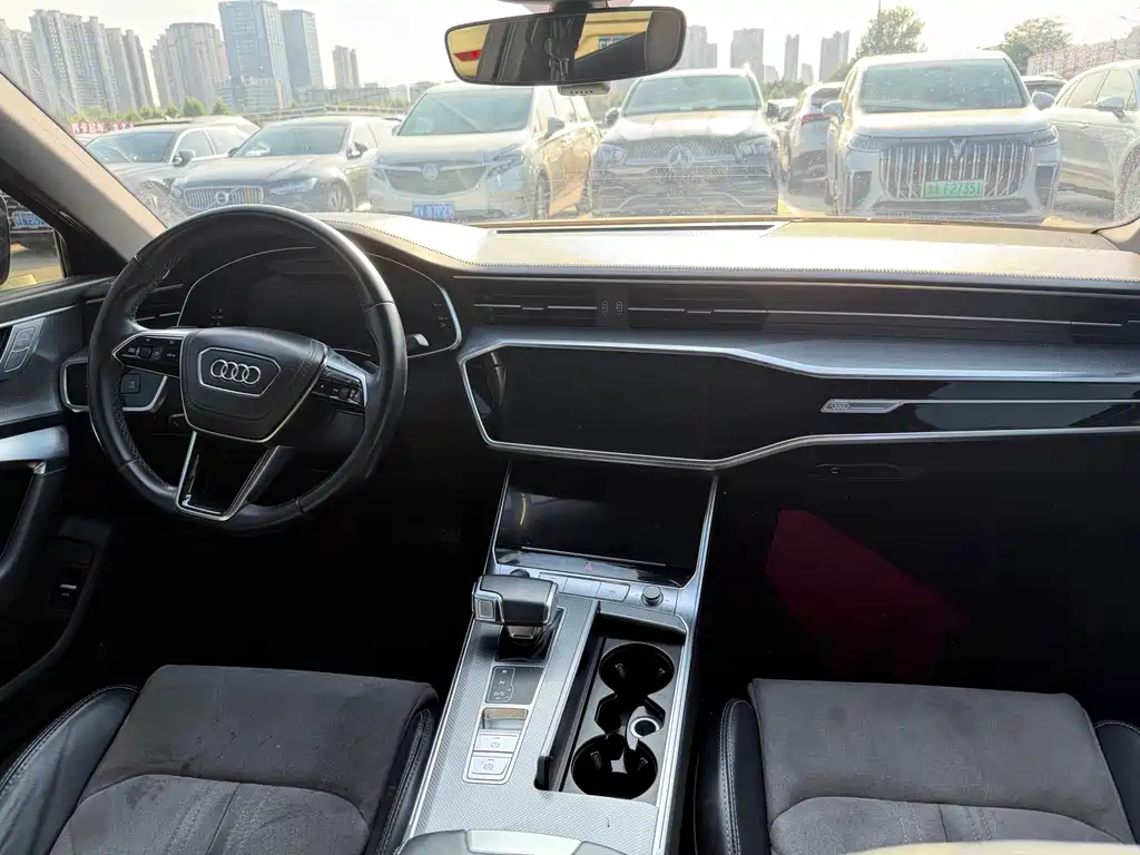 Audi A6L 2023