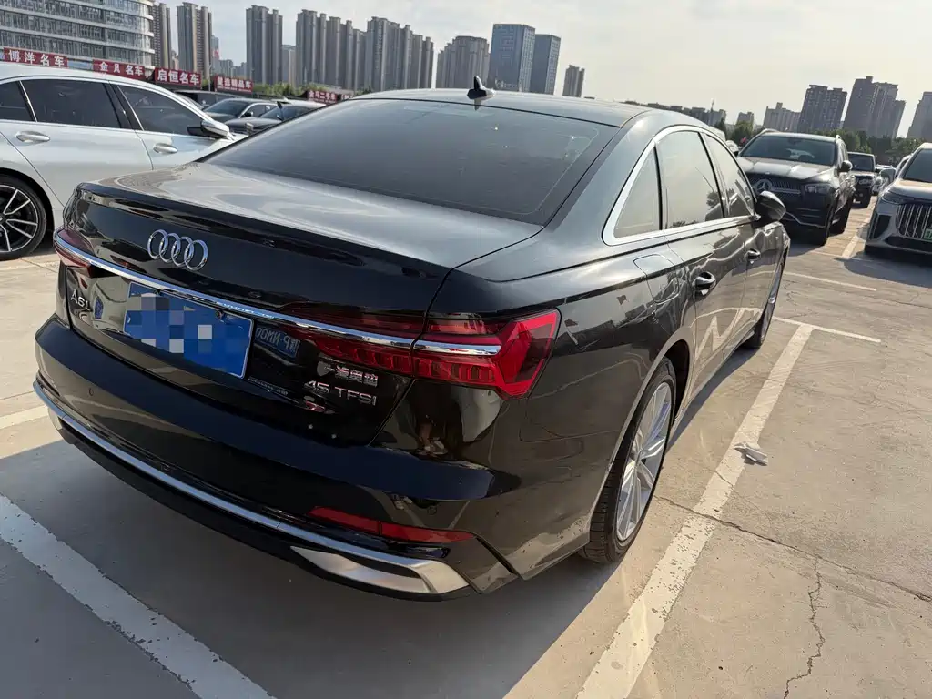 Audi A6L 2023