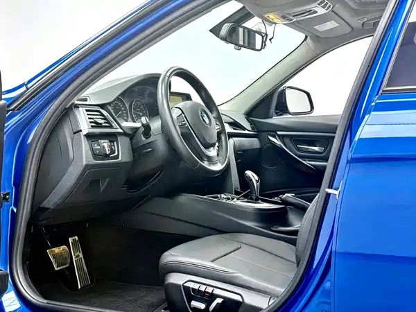 BMW 3 Series 2017