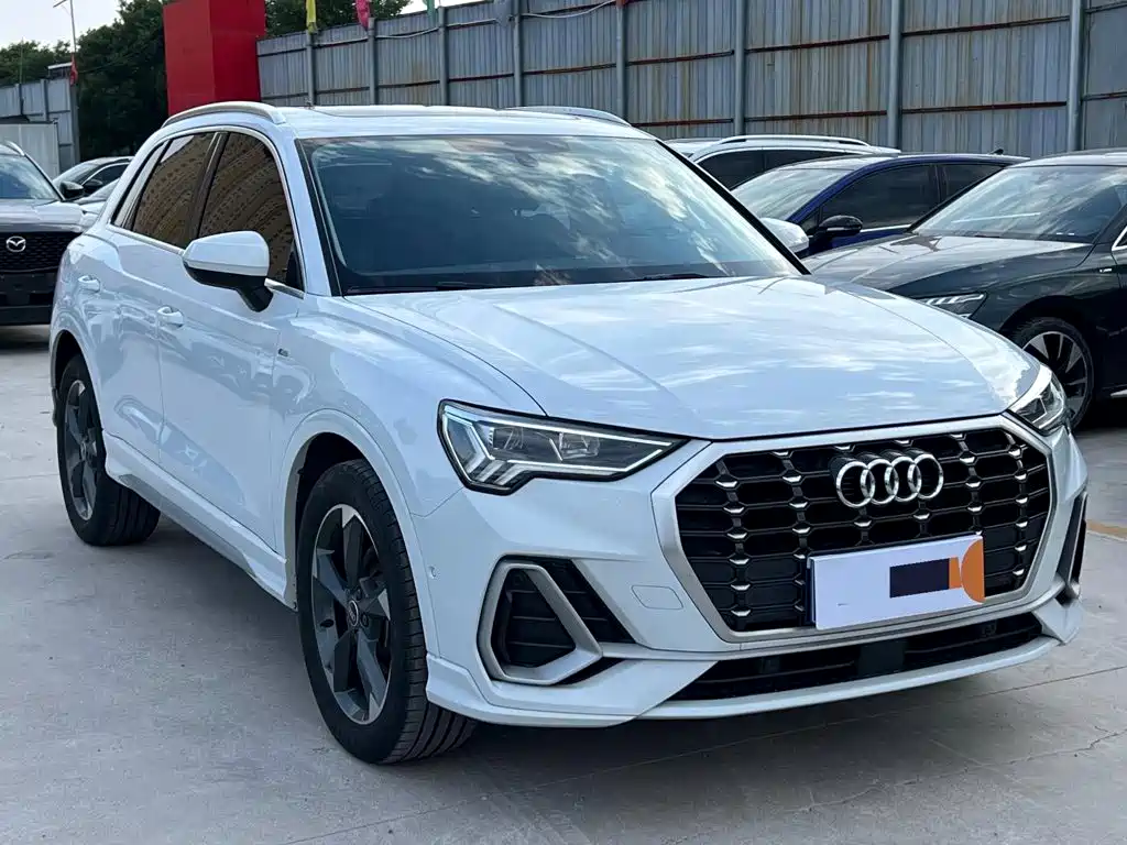 Audi Q3 2022