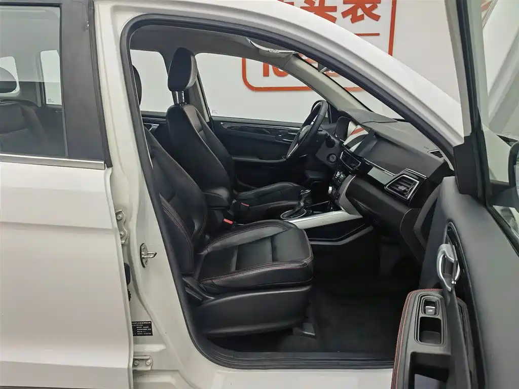 Zotye X5 2016 — фото 23