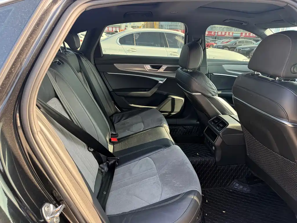 Audi A6L 2023