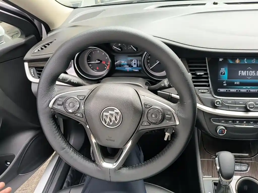 Buick Verano 2018 — фото 11