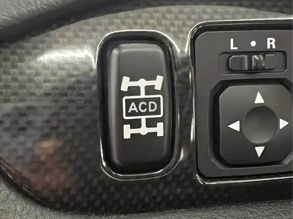 Mitsubishi LANCER 2006