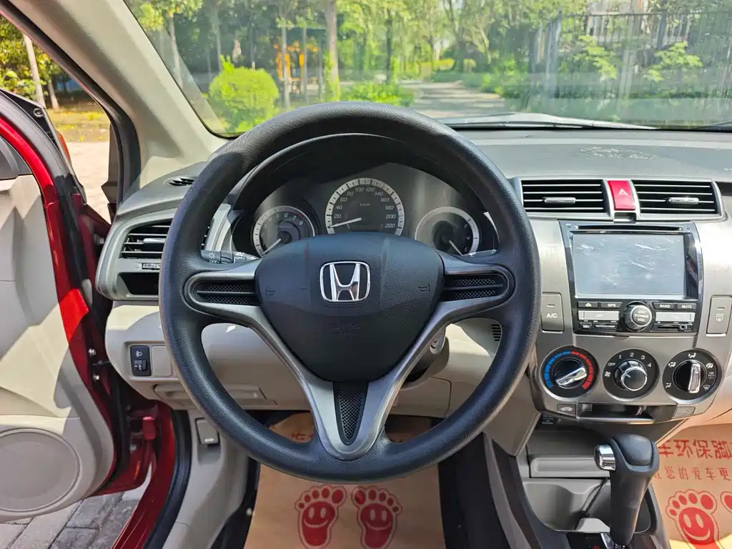 Honda City Classic 2014 — фото 13