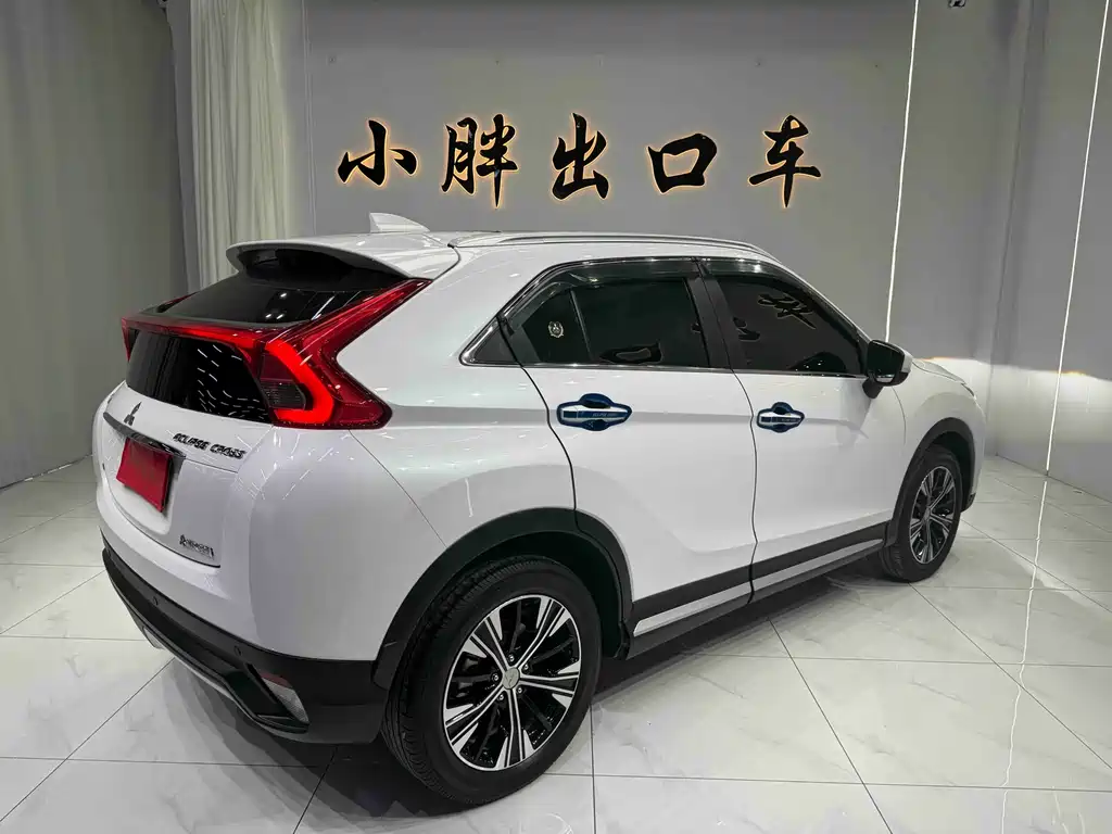 Mitsubishi Eclipse Cross 2022 — фото 4