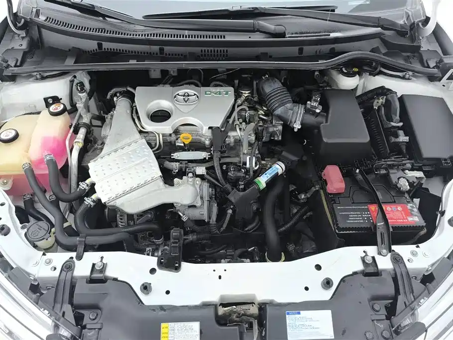 Toyota Corolla 2018 — фото 10