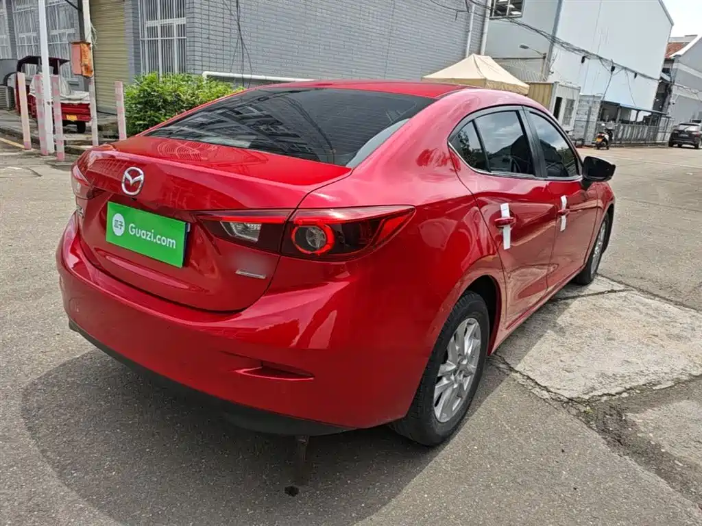 Mazda 3 Axela 2019 — фото 7