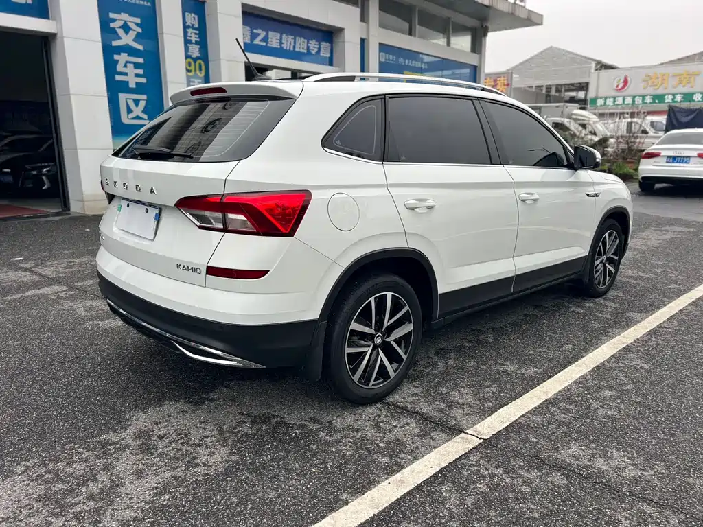 Skoda Kamiq 2023 — фото 11