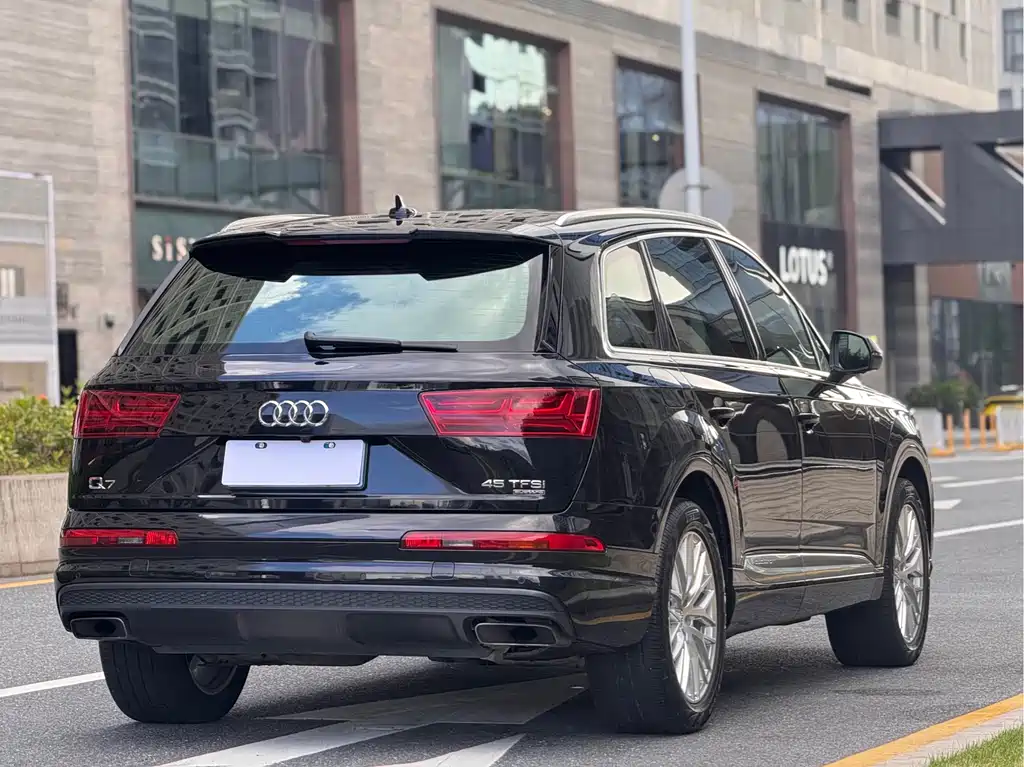 Audi Q7 2016