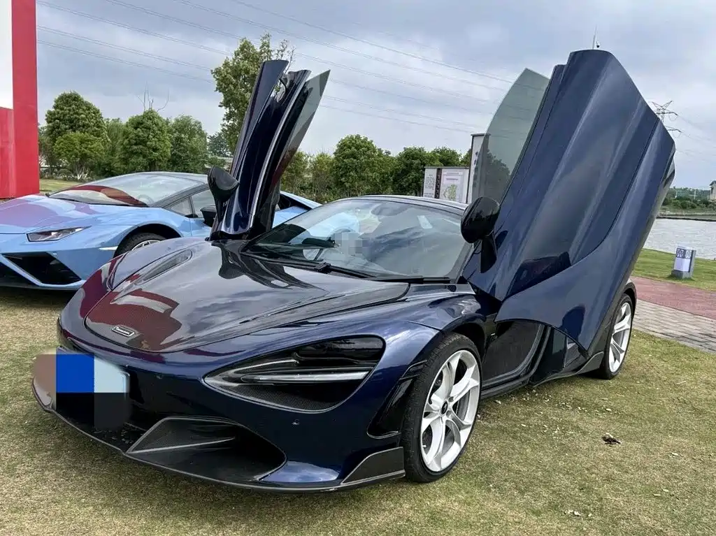 McLaren 720S 2020 — фото 1