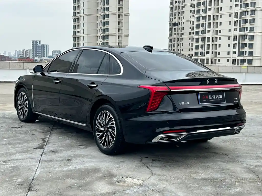 Hongqi H5 2024 — фото 10