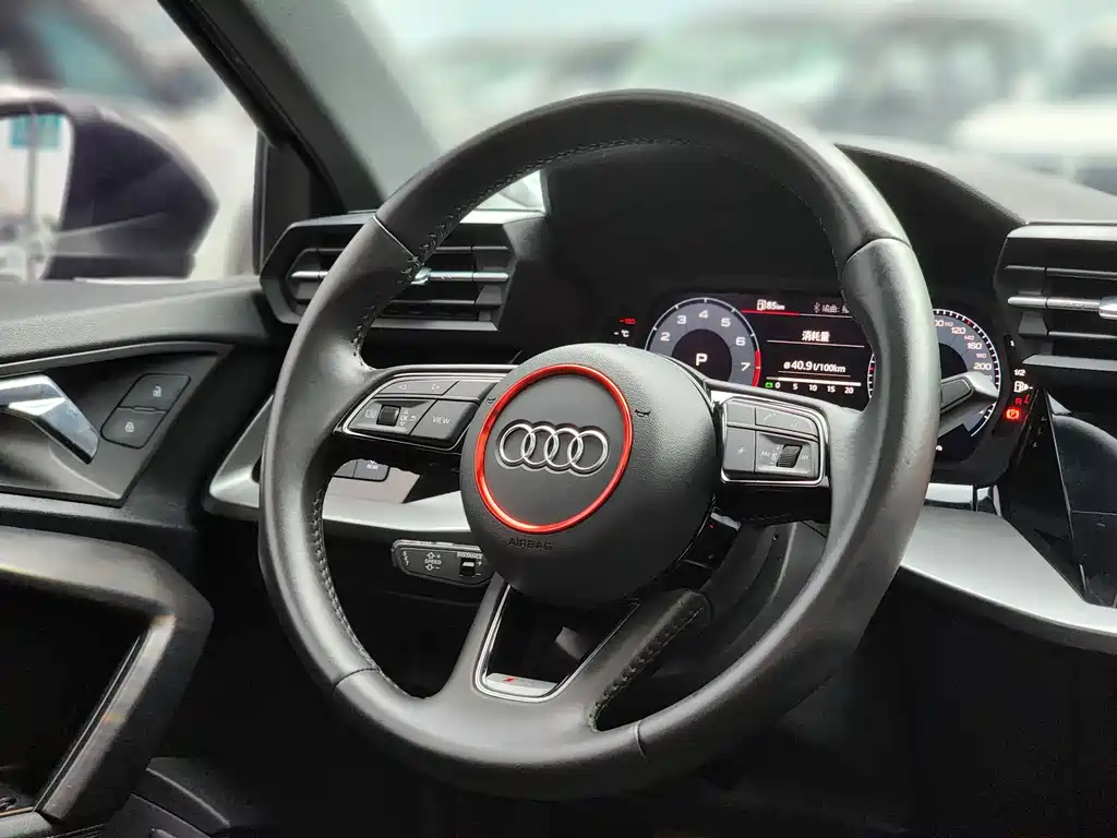 Audi A3 2021 — фото 14