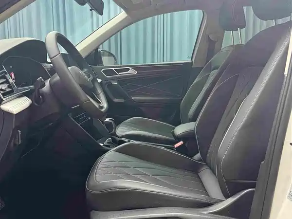 Volkswagen Tiguan L 2024