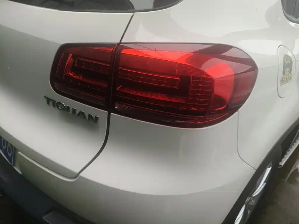 Volkswagen Tiguan 2017 — фото 8