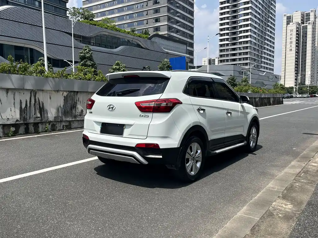Hyundai ix25 2016