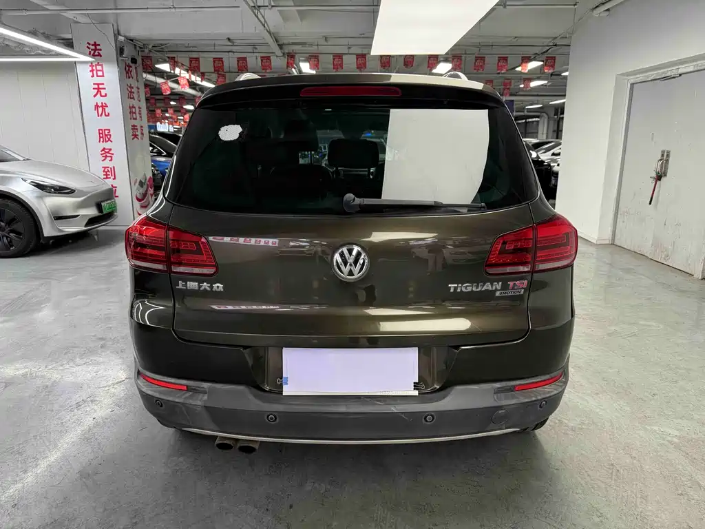 Volkswagen Tiguan 2015 — фото 9