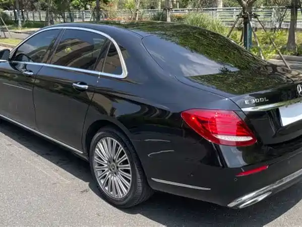 Mercedes-Benz E-Class 2020