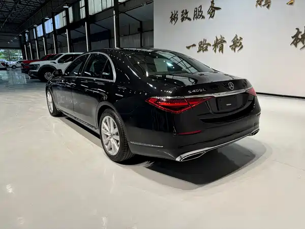 Mercedes-Benz S-Class 2022