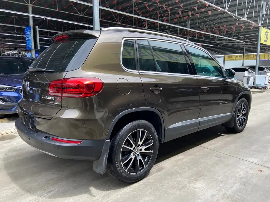 Volkswagen Tiguan 2015 — фото 14