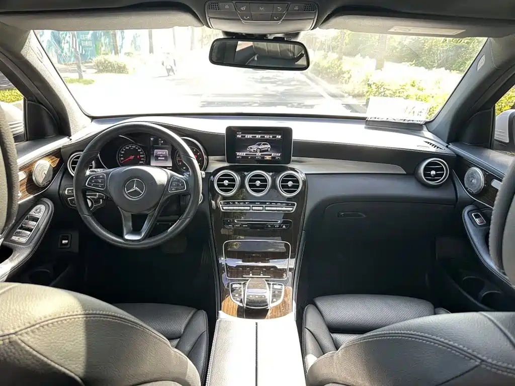 Mercedes-Benz GLC 2019