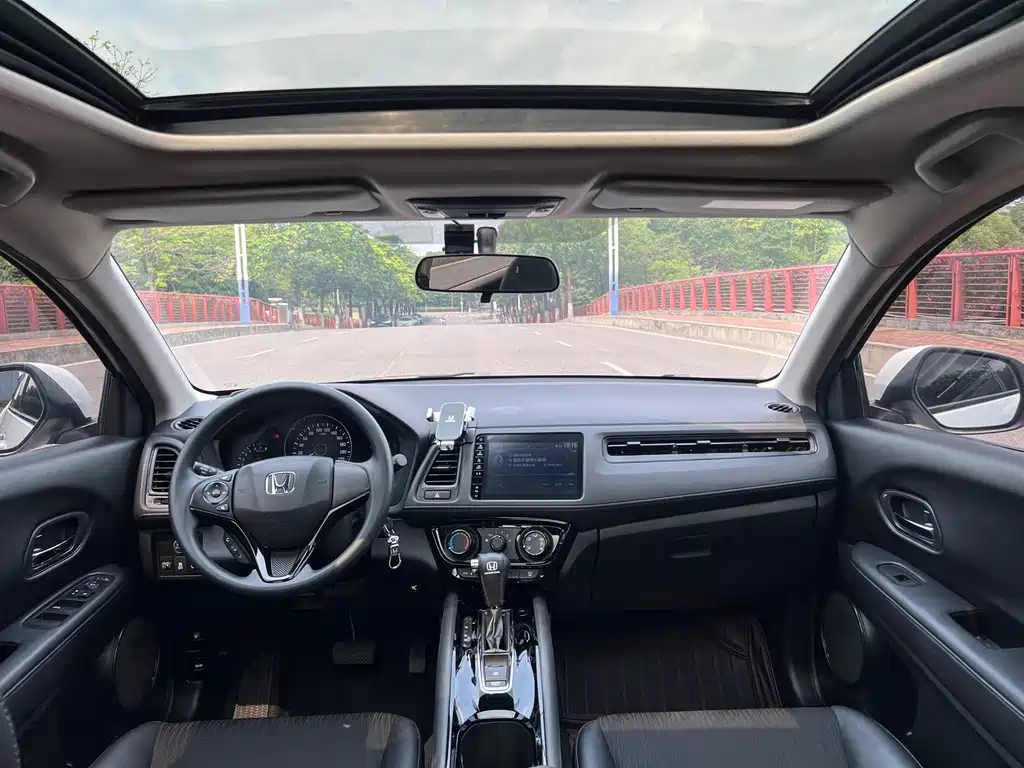Honda Vezel 2021 — фото 11