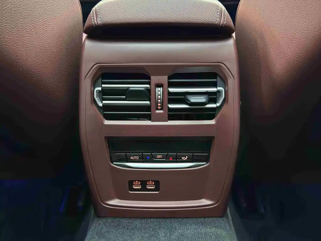 BMW 3 Series 2022 — фото 10