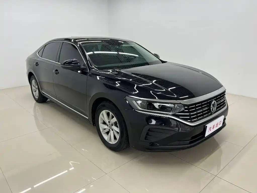 Volkswagen Passat 2023