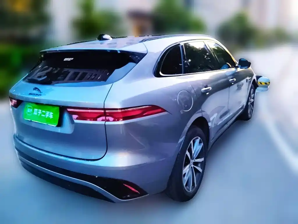 Jaguar F-PACE 2024 — фото 4