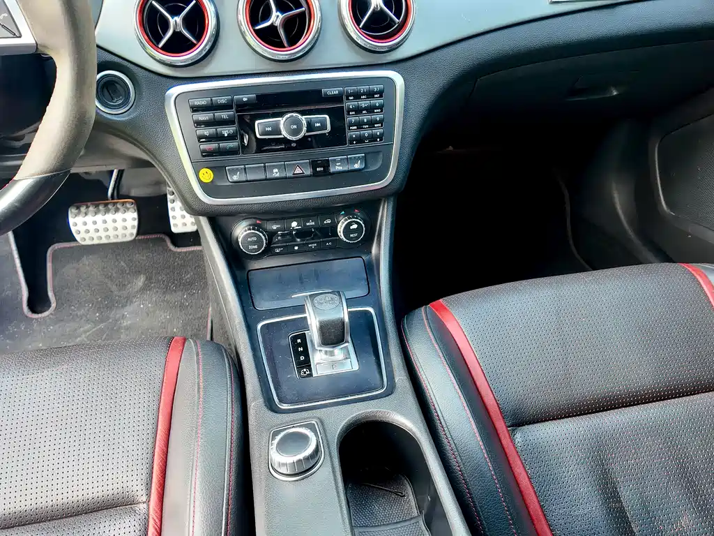 Mercedes-Benz GLA AMG 2015 — фото 50