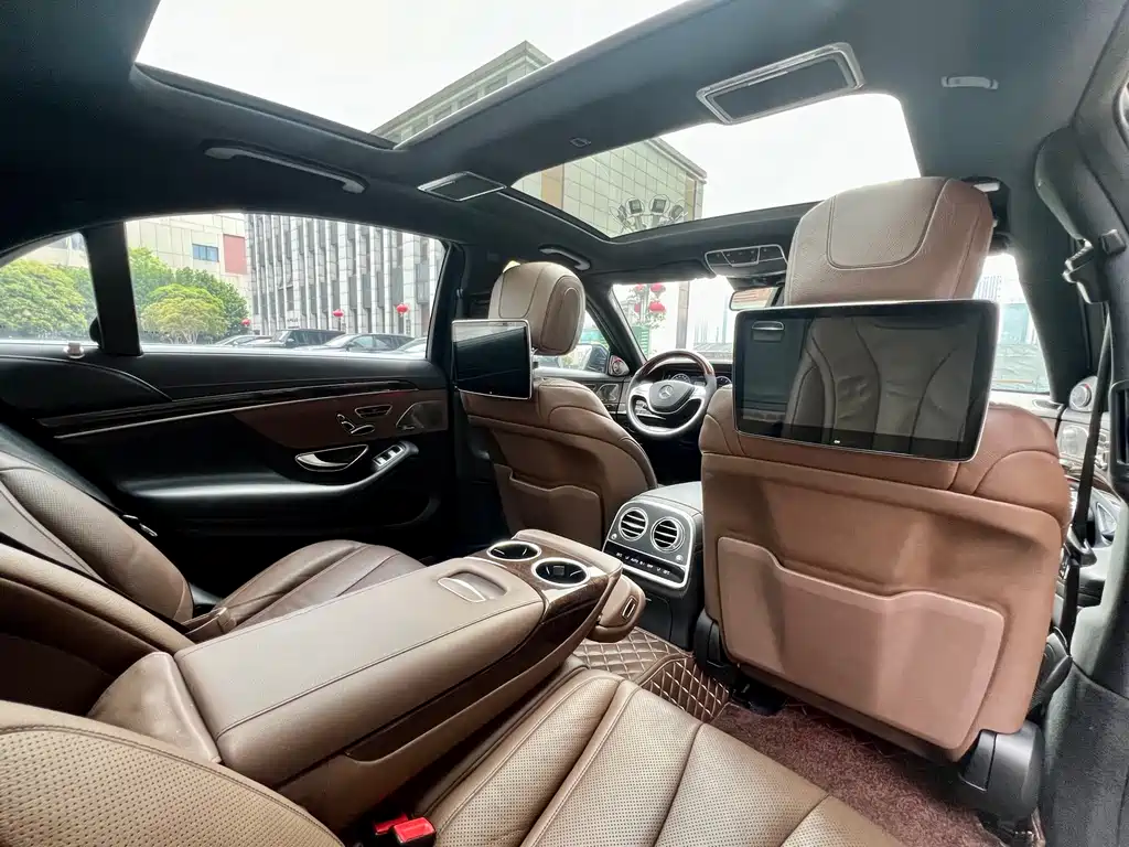 Mercedes-Benz S-Class 2017 — фото 16