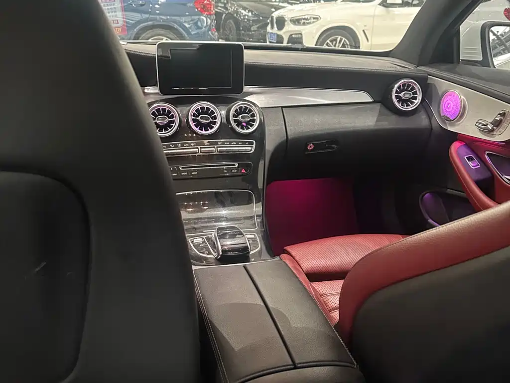 Mercedes-Benz C-Class 2019 — фото 11