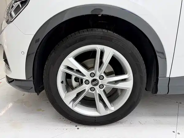 Audi Q3 2023