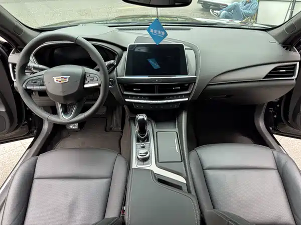 Cadillac CT5 2023