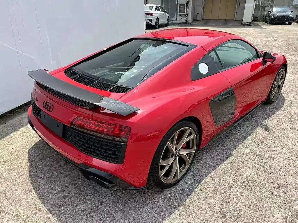 Audi R8 2023 — фото 3