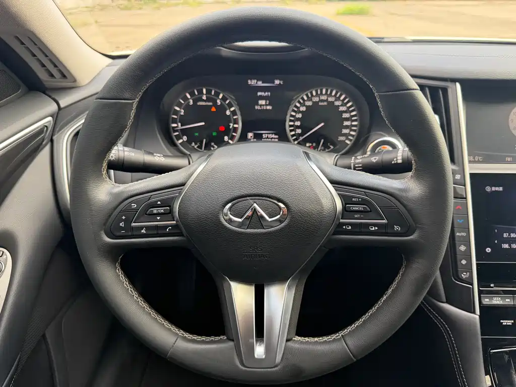 Infiniti Q50L 2019 — фото 17