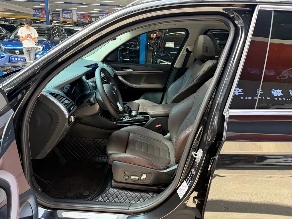 BMW X3 2021