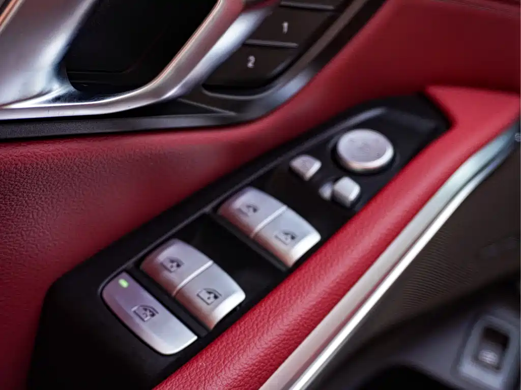 BMW 3 Series 2025 — фото 11