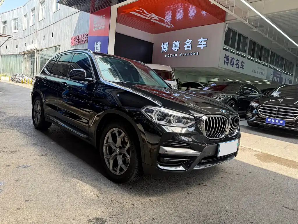 BMW X3 2021