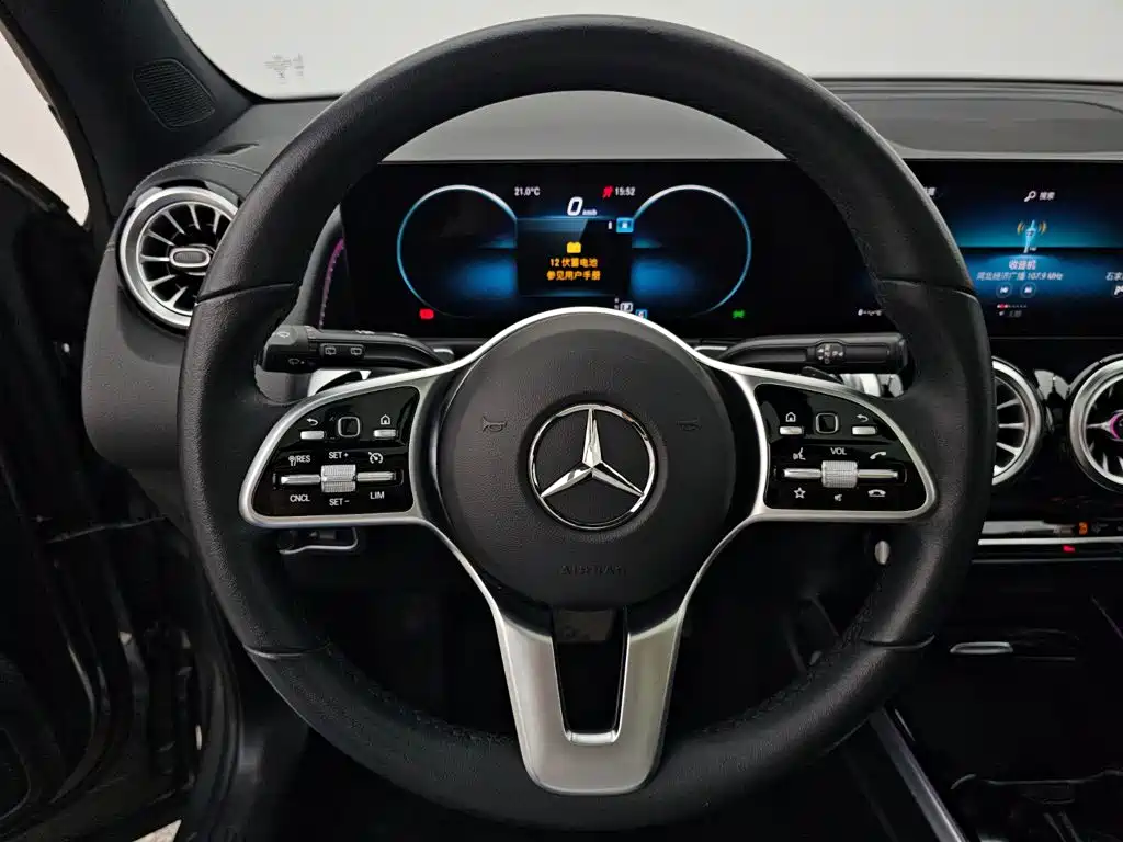 Mercedes-Benz GLB 2023 — фото 9