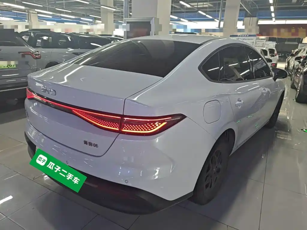 BYD Seal 05 DM-i 2025 — фото 7