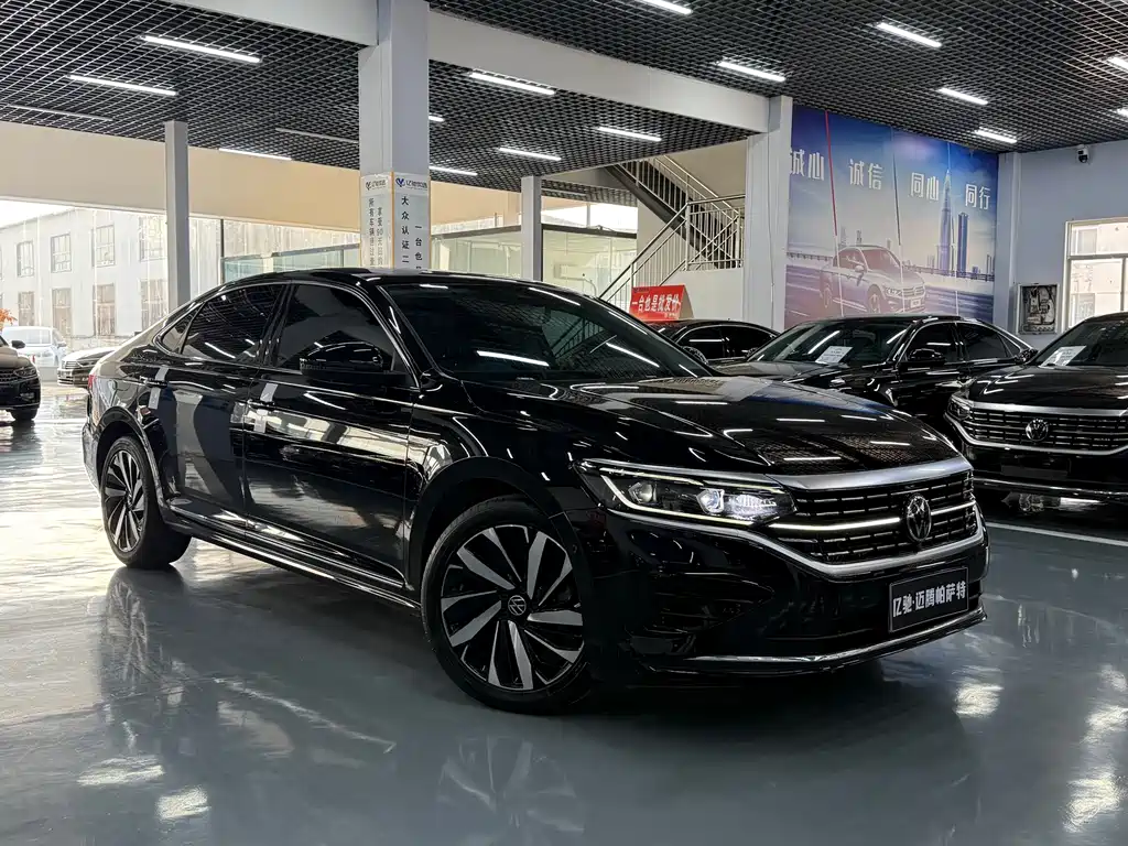 Volkswagen Passat 2023