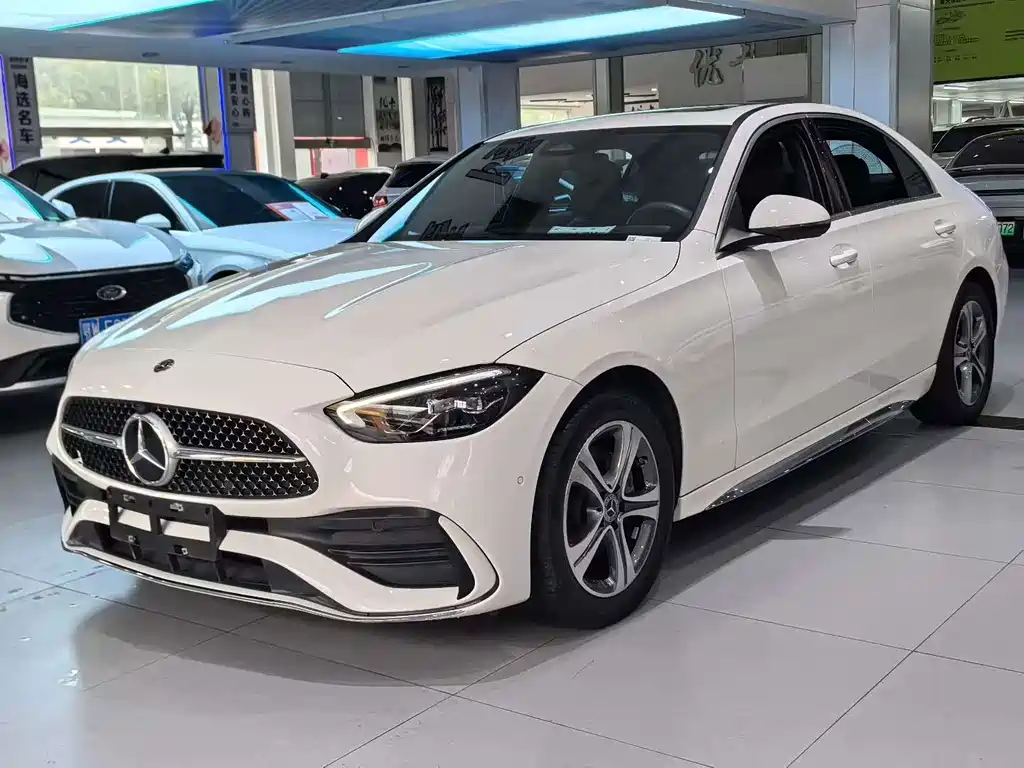 Mercedes-Benz C-Class 2022