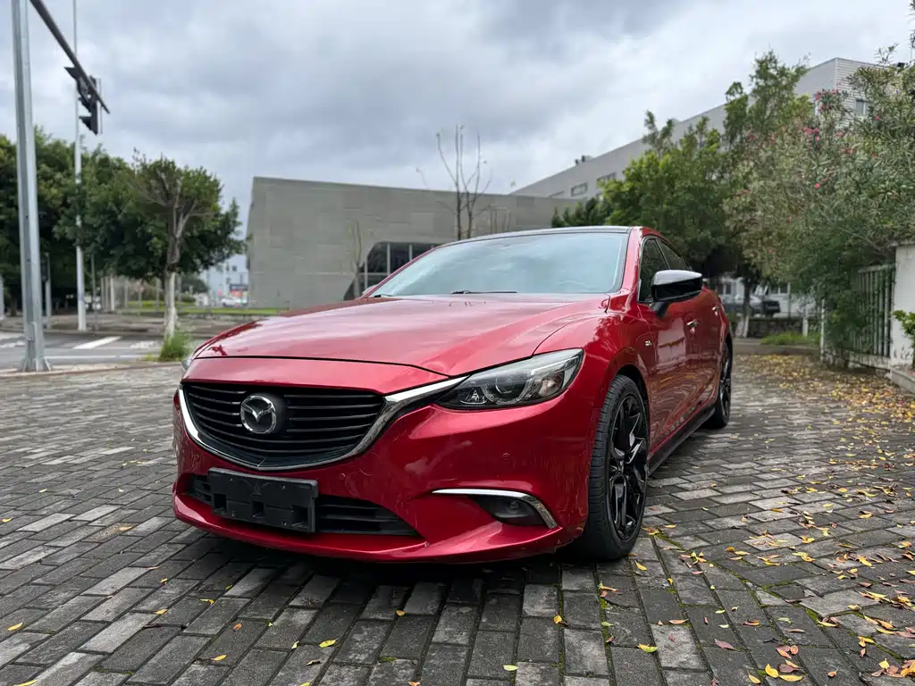 Mazda Atenza 2018 — фото 1