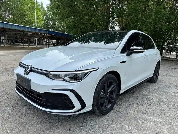 Volkswagen Golf 2023