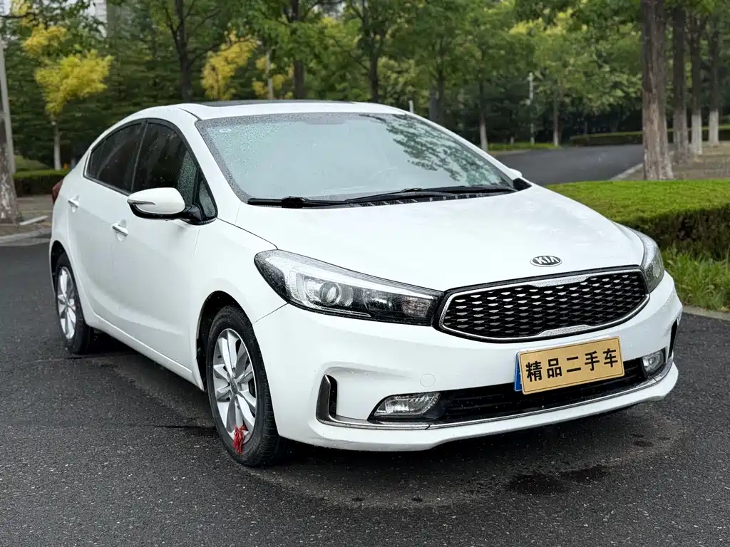 Kia K3 2016