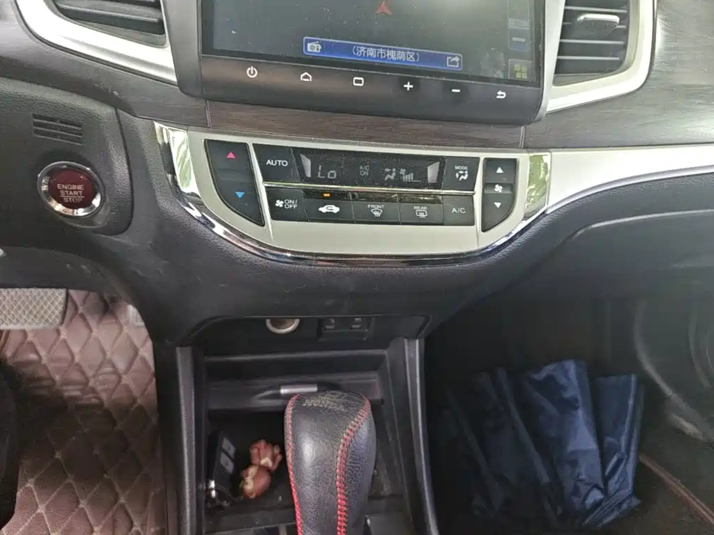 Honda Jade 2016 — фото 13